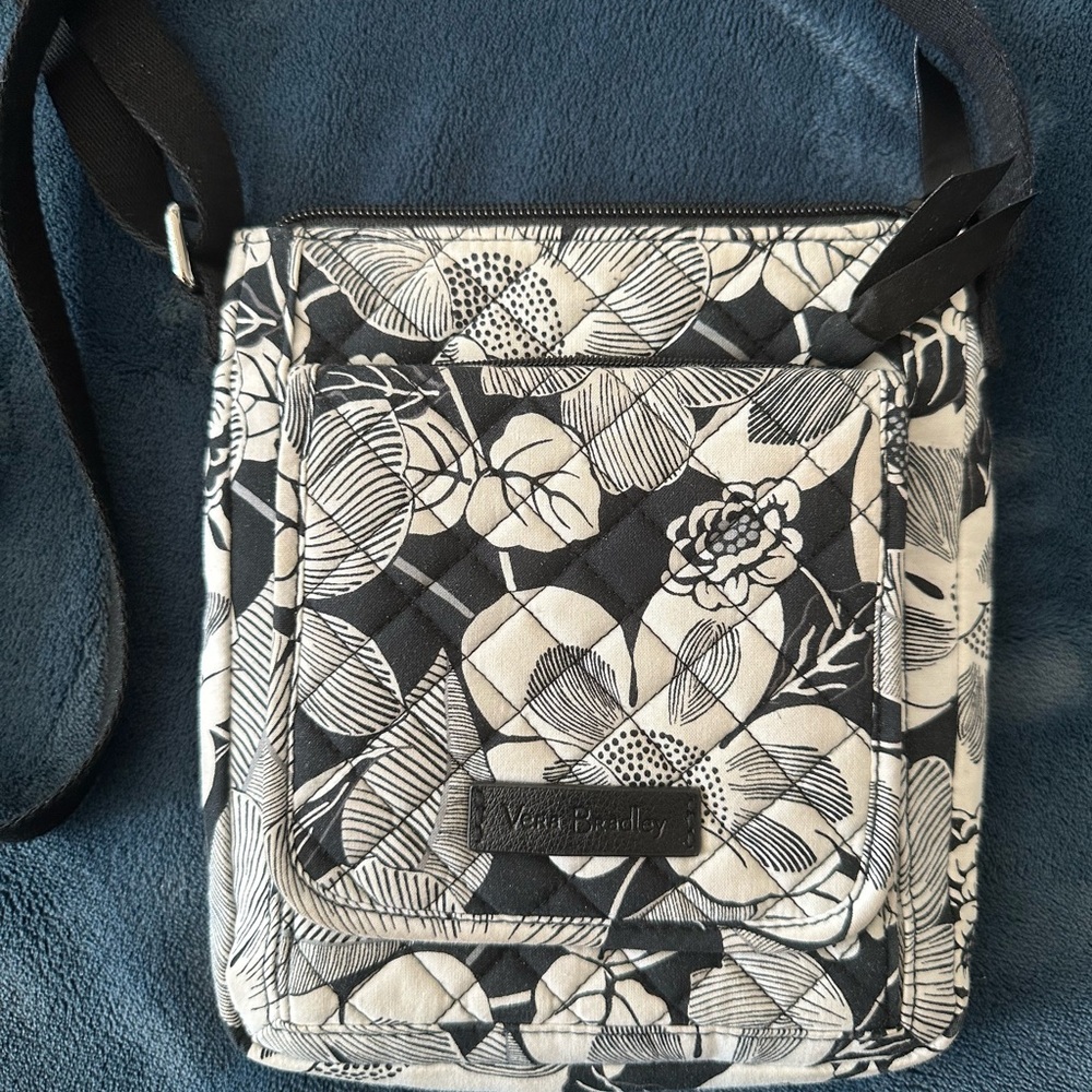 Vera Bradley Monochrome Floral Mini Crossbody Bag 8.5” x 7.5”. Gently enjoyed.